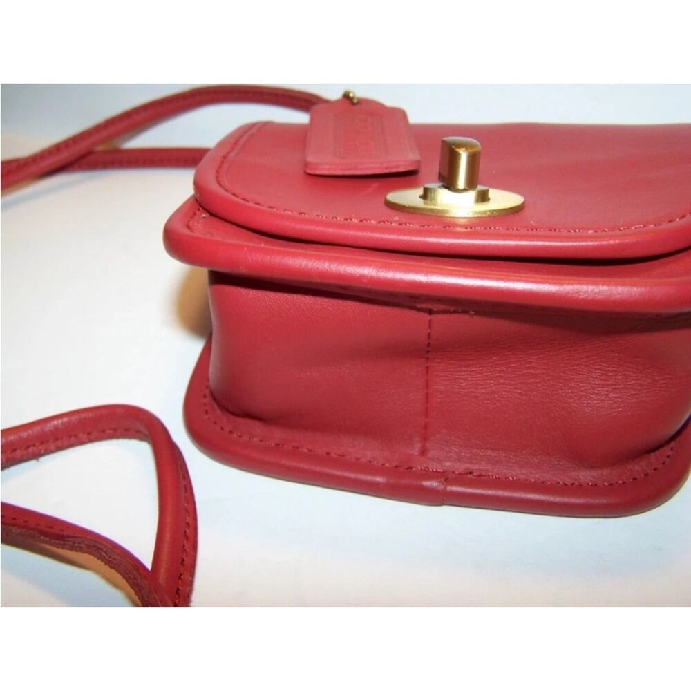 Coach Red Everett Mini-bag style 9934 - Picture 11 of 14